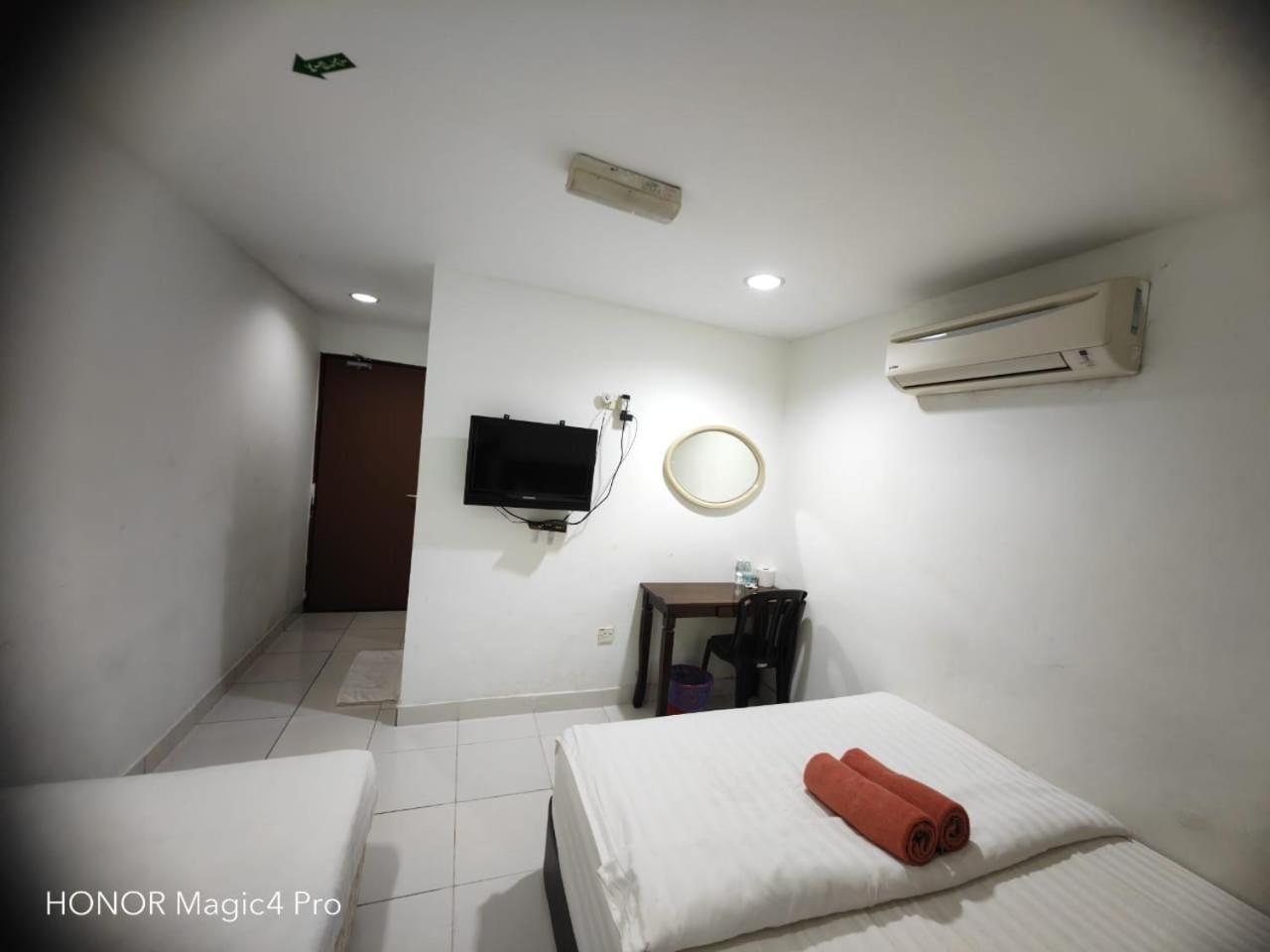 Melawati Ria Hotel Kuala Selangor Exteriör bild