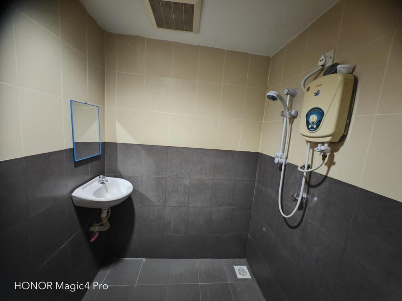 Melawati Ria Hotel Kuala Selangor Exteriör bild