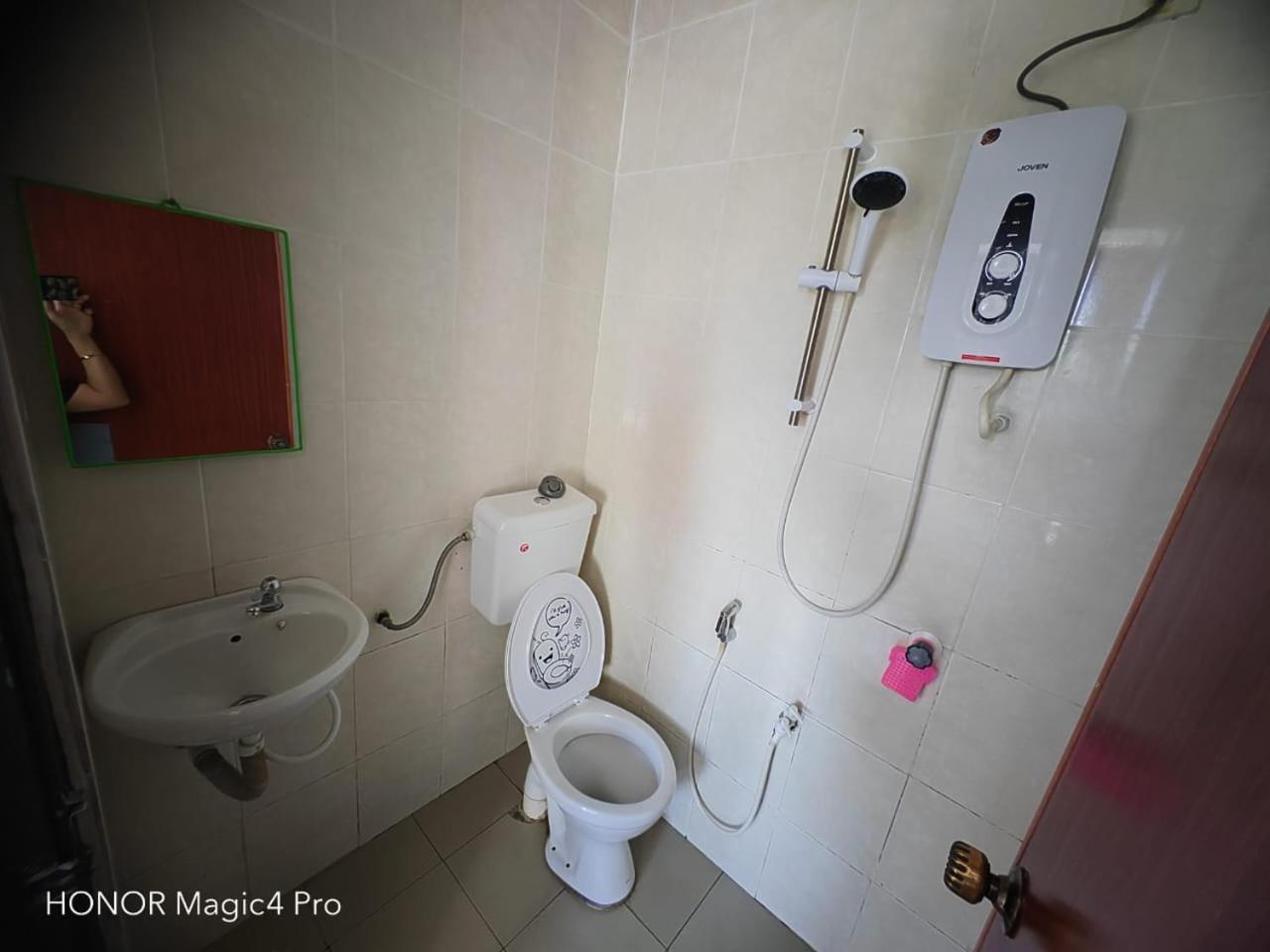 Melawati Ria Hotel Kuala Selangor Exteriör bild